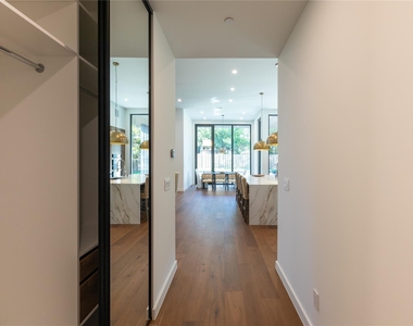 614 Robin Dale Dr - Photo Thumbnail 13