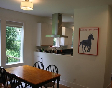 3109 Wheeler St - Photo Thumbnail 4