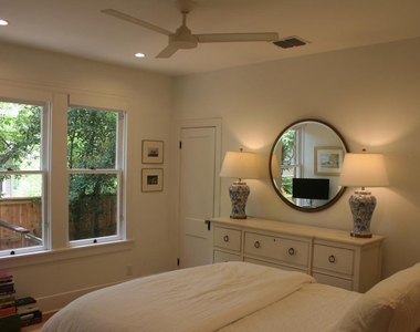 3109 Wheeler St - Photo Thumbnail 6