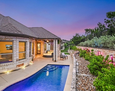 603 Anfield Cir - Photo Thumbnail 3