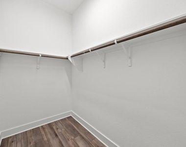 5312 Bruno St - Photo Thumbnail 18