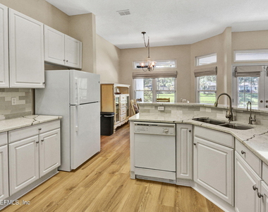 952 Blackberry Lane - Photo Thumbnail 1