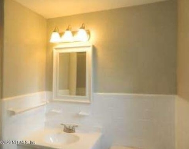 3168 Belden Circle - Photo Thumbnail 3