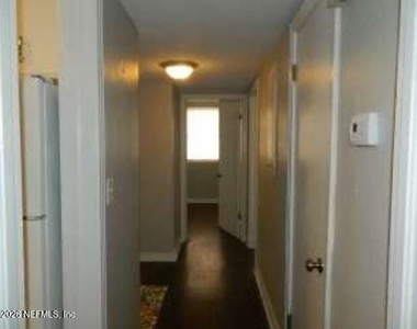 3168 Belden Circle - Photo Thumbnail 7