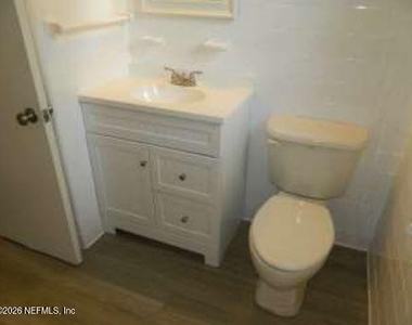 3168 Belden Circle - Photo Thumbnail 2