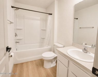 6068 Bucking Bronco Drive - Photo Thumbnail 6