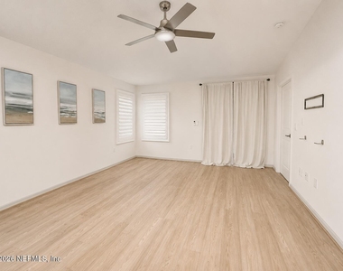 6068 Bucking Bronco Drive - Photo Thumbnail 2