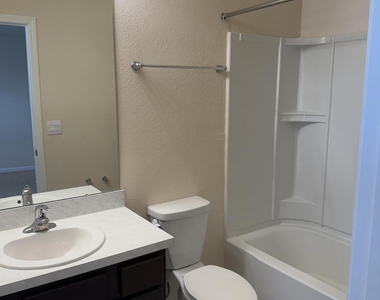 917 Observatory Parkway - Photo Thumbnail 9
