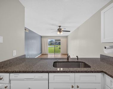 700 W Pope Road - Photo Thumbnail 12