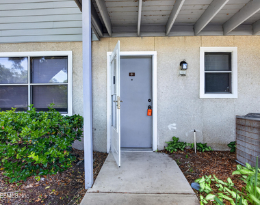700 W Pope Road - Photo Thumbnail 2