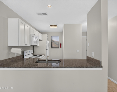 700 W Pope Road - Photo Thumbnail 9