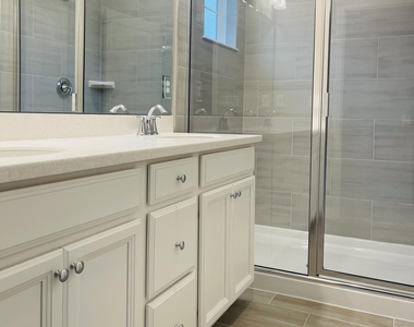 12830 Josslyn Lane - Photo Thumbnail 9