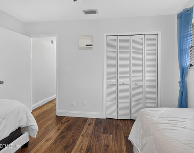 374 Orchis Road - Photo Thumbnail 38