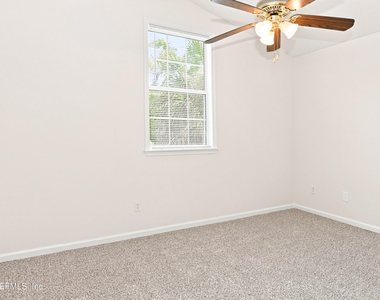 574 Stocks Street - Photo Thumbnail 14