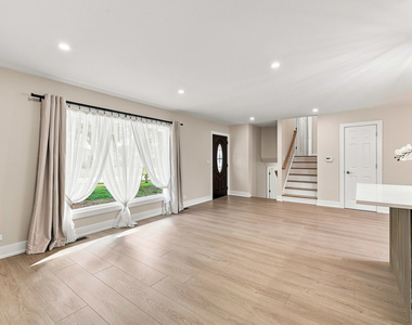 352 Sioux Lane - Photo Thumbnail 9