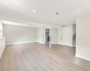352 Sioux Lane - Photo Thumbnail 20