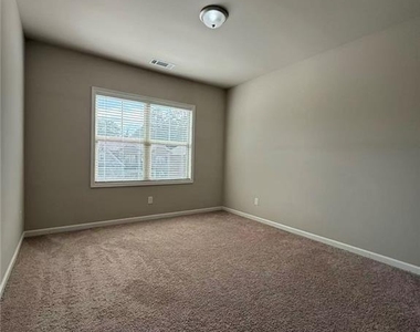 3059 Ivy Crossing Drive - Photo Thumbnail 15