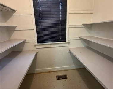 2353 Shelby Street - Photo Thumbnail 14