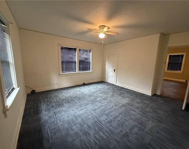 2353 Shelby Street - Photo Thumbnail 12