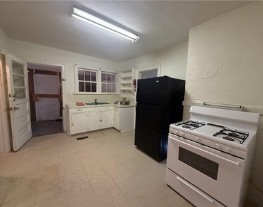 2353 Shelby Street - Photo Thumbnail 5