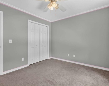 153 Fitzroy Lane - Photo Thumbnail 33