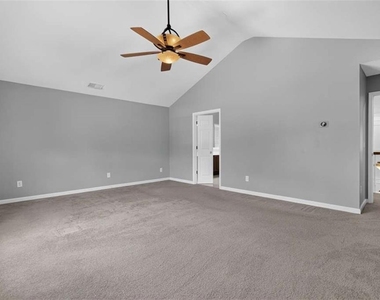 153 Fitzroy Lane - Photo Thumbnail 37