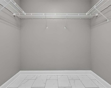 153 Fitzroy Lane - Photo Thumbnail 46