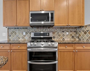 153 Fitzroy Lane - Photo Thumbnail 12