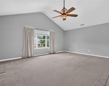 153 Fitzroy Lane - Photo Thumbnail 35