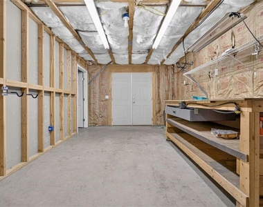 153 Fitzroy Lane - Photo Thumbnail 53