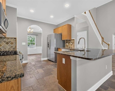 153 Fitzroy Lane - Photo Thumbnail 13