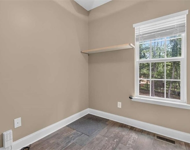 153 Fitzroy Lane - Photo Thumbnail 26