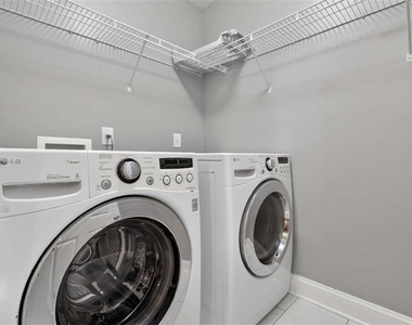 153 Fitzroy Lane - Photo Thumbnail 47