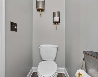 153 Fitzroy Lane - Photo Thumbnail 25