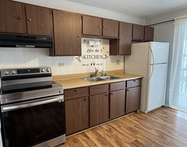 1020 9th Street - Photo Thumbnail 4