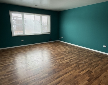 1020 9th Street - Photo Thumbnail 6