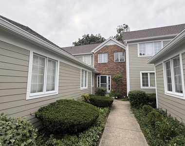 805 Suffield Square - Photo Thumbnail 2