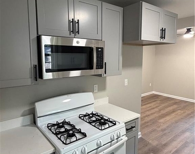 1286 N Lea Court Se - Photo Thumbnail 6