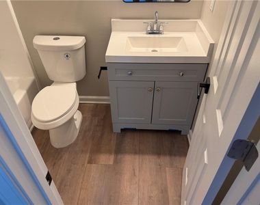 1286 N Lea Court Se - Photo Thumbnail 8