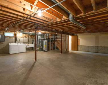 9147 Boardwalk Terrace - Photo Thumbnail 23