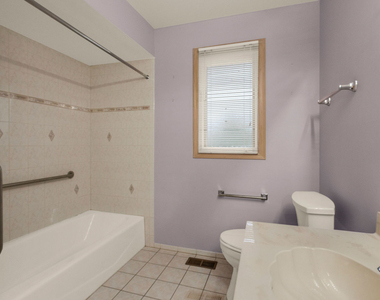 9147 Boardwalk Terrace - Photo Thumbnail 20