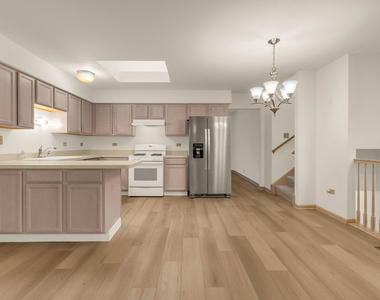9147 Boardwalk Terrace - Photo Thumbnail 8