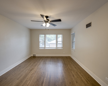 219 Spring Avenue - Photo Thumbnail 15