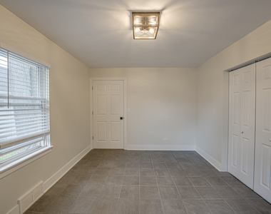 219 Spring Avenue - Photo Thumbnail 11