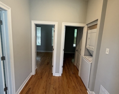 2724 W 16th Street - Photo Thumbnail 6