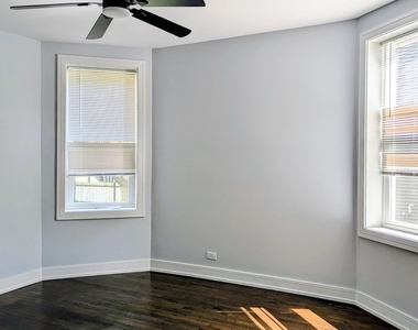 717 N Homan Avenue - Photo Thumbnail 2