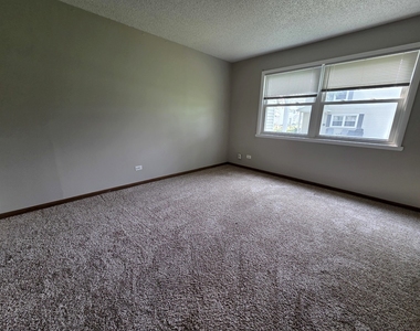 321 Joan Court - Photo Thumbnail 9