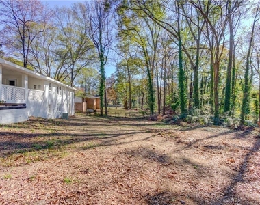 154 Huston Drive - Photo Thumbnail 2