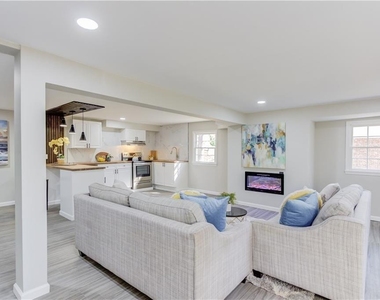154 Huston Drive - Photo Thumbnail 6