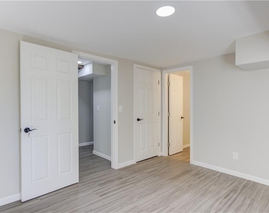 154 Huston Drive - Photo Thumbnail 12